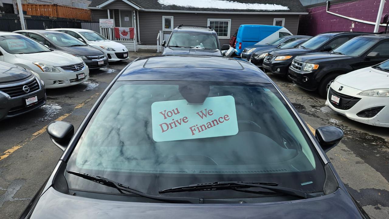 2015 Chrysler 200 Limited Photo