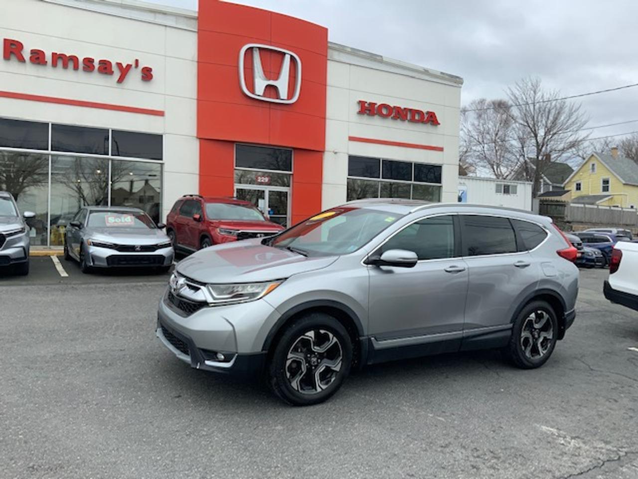 2017 Honda CR-V Touring Photo