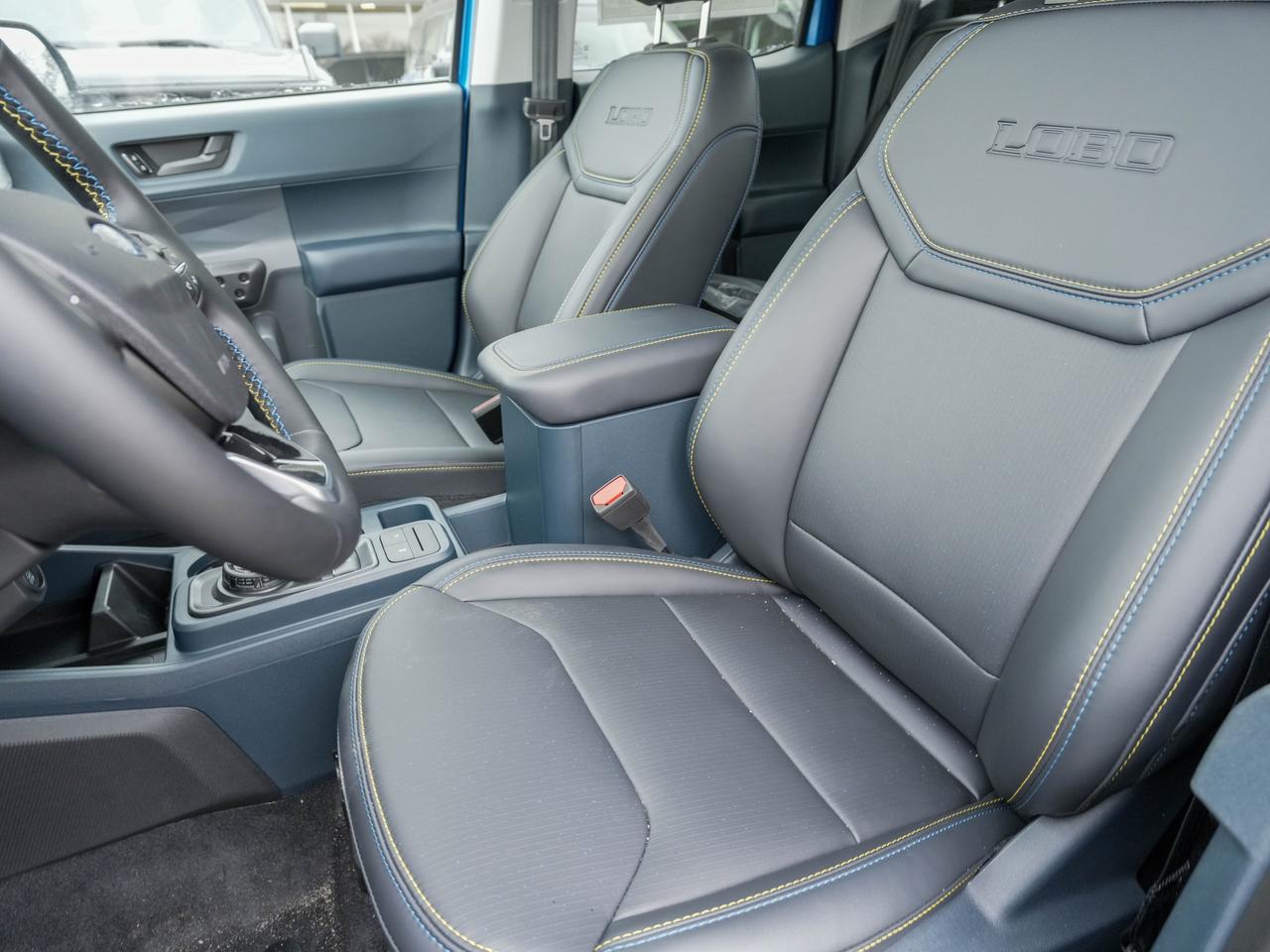 2026 Ford Maverick Blue That Bites | 2026 Maverick Lobo Standard Photo