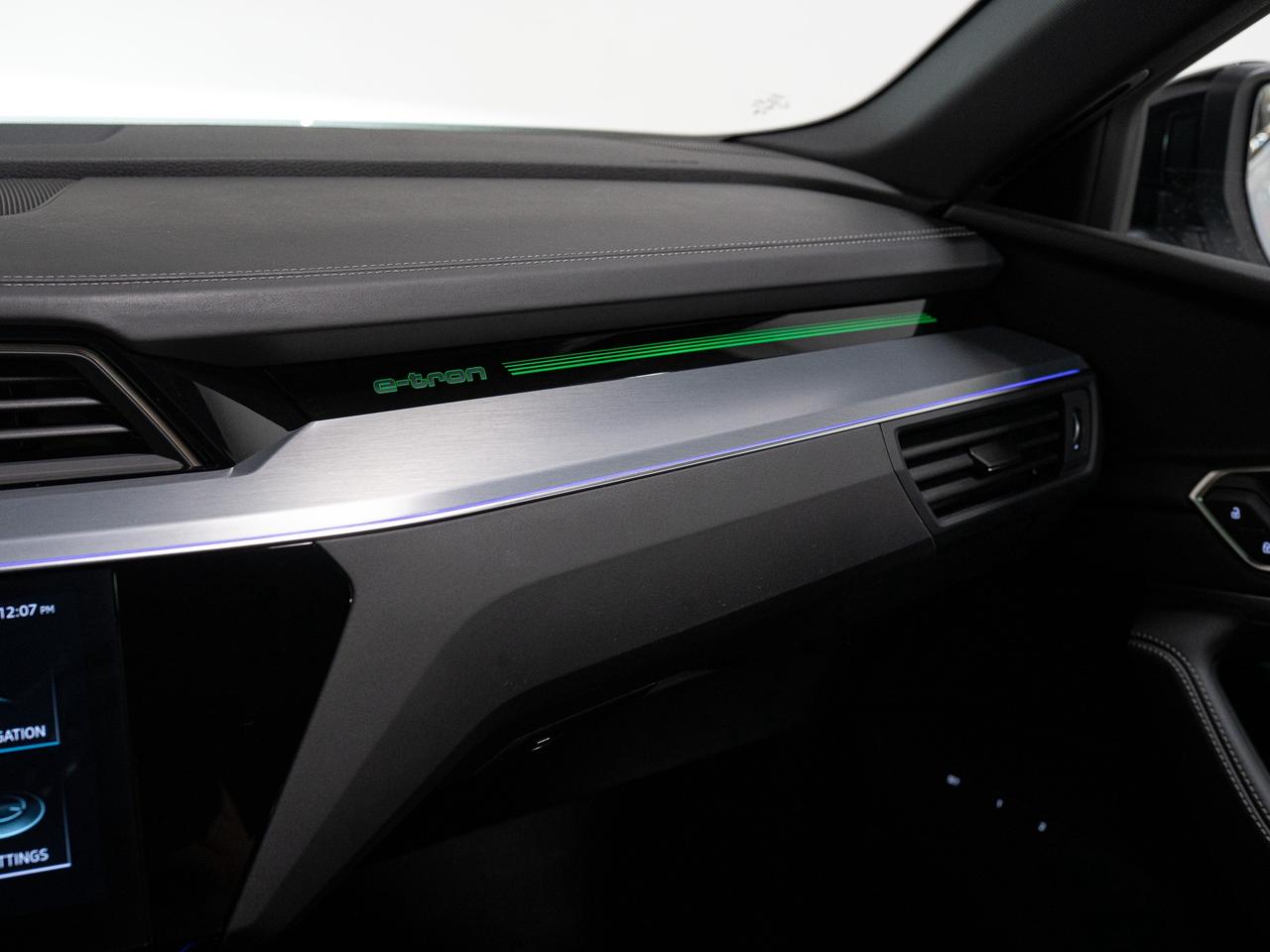 2024 Audi Q8 e-tron Sportback S-LINE | COMPETITION PKG | 21 IN Photo