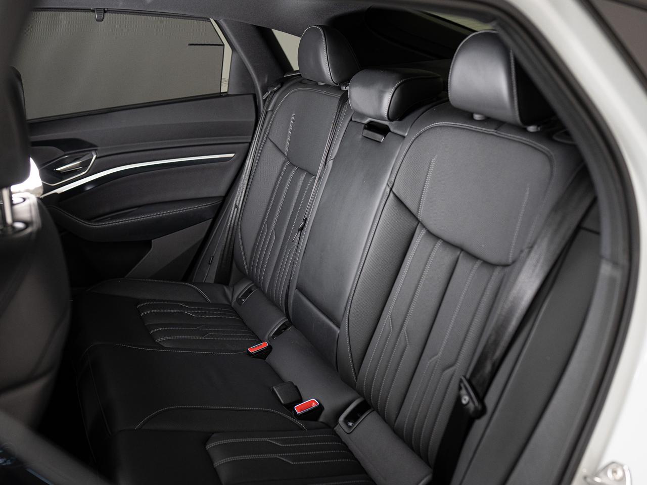 2024 Audi Q8 e-tron Sportback S-LINE | COMPETITION PKG | 21 IN Photo