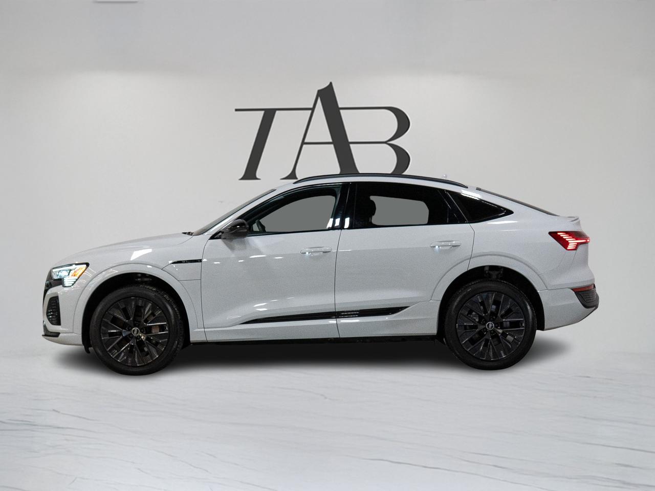 2024 Audi Q8 e-tron Sportback S-LINE | COMPETITION PKG | 21 IN Photo