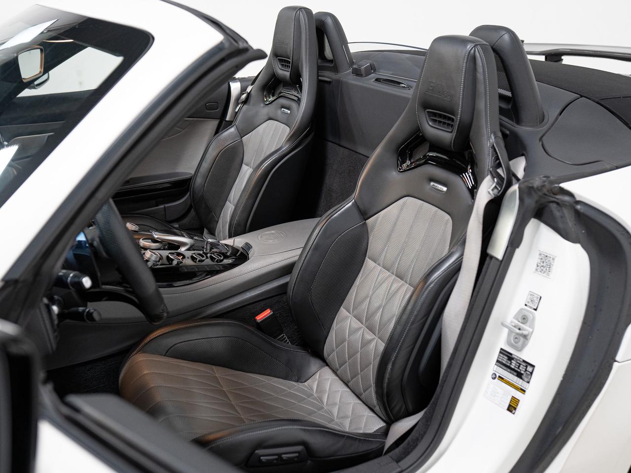 2018 Mercedes-Benz AMG GT C | 50 EDITION | CARBON FIBRE | MATTE | BURMESTER Photo