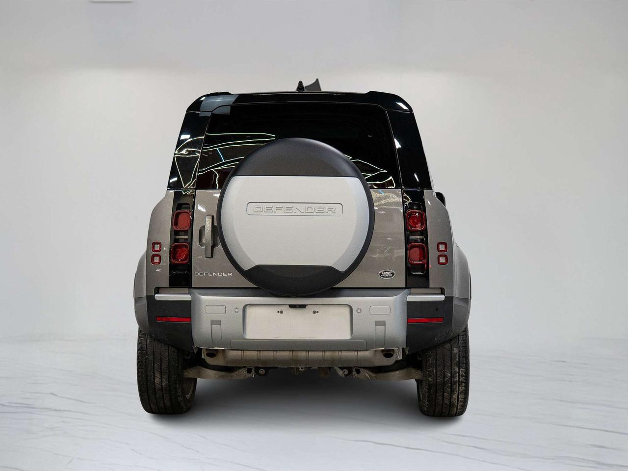 2022 Land Rover Defender 110 | S | P300 | BIG SCREEN | MERIDIAN | 22 IN Photo