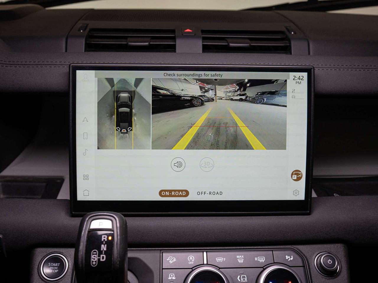 2022 Land Rover Defender 110 | S | P300 | BIG SCREEN | MERIDIAN | 22 IN Photo