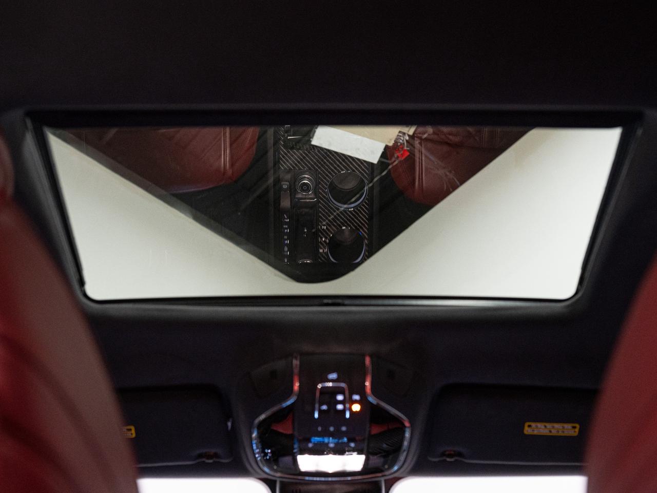 2019 Maserati Quattroporte S Q4 | GRANSPORT | CARBON FIBRE | SUNROOF Photo