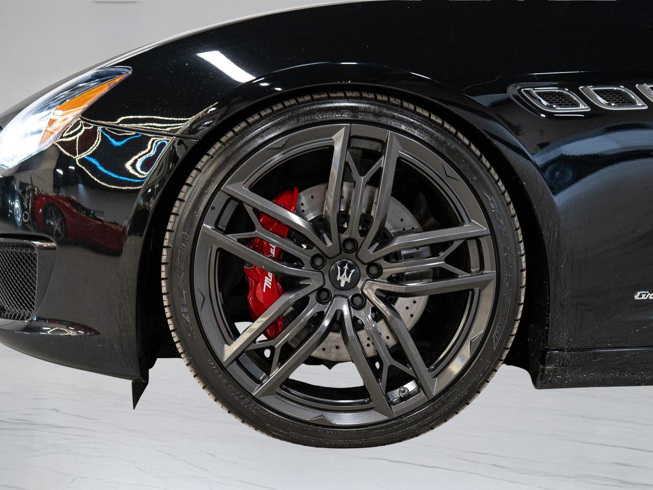 2019 Maserati Quattroporte S Q4 | GRANSPORT | CARBON FIBRE | SUNROOF Photo