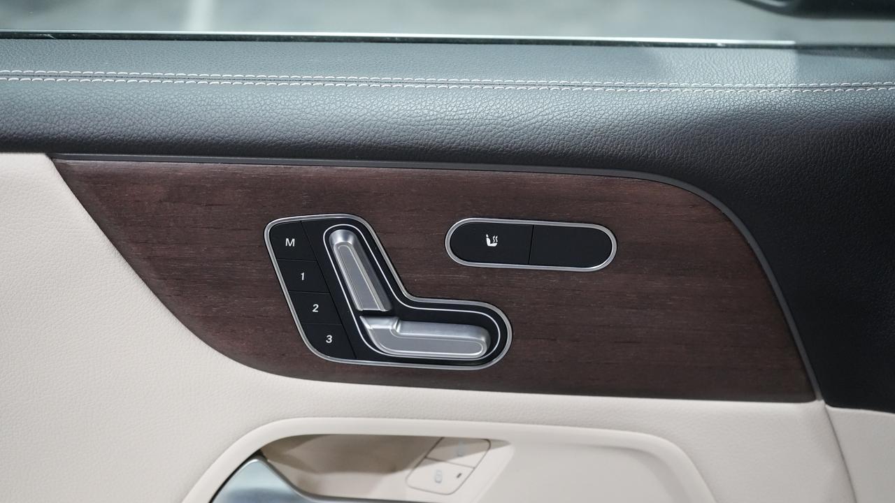 2023 Mercedes-Benz EQB EQB 350 4MATIC SUV Photo