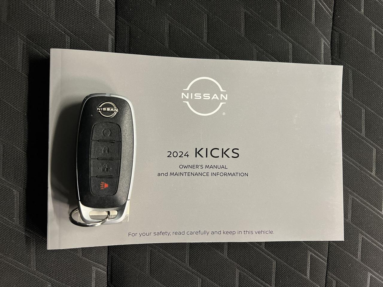 2024 Nissan Kicks SV | HTD SEATS | CARPLAY | REMOTE START | ALLOYS Photo