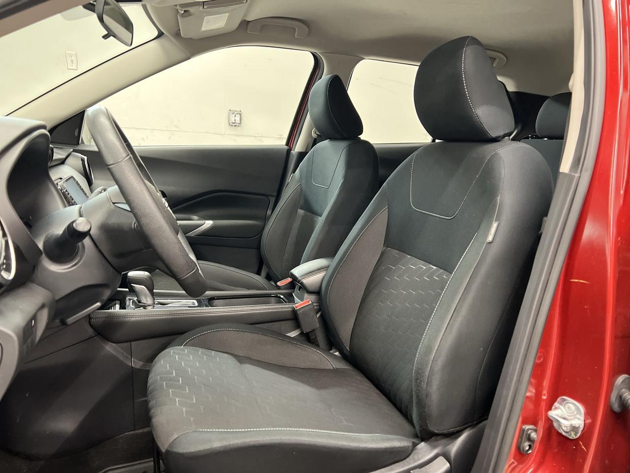 2024 Nissan Kicks SV | HTD SEATS | CARPLAY | REMOTE START | ALLOYS Photo