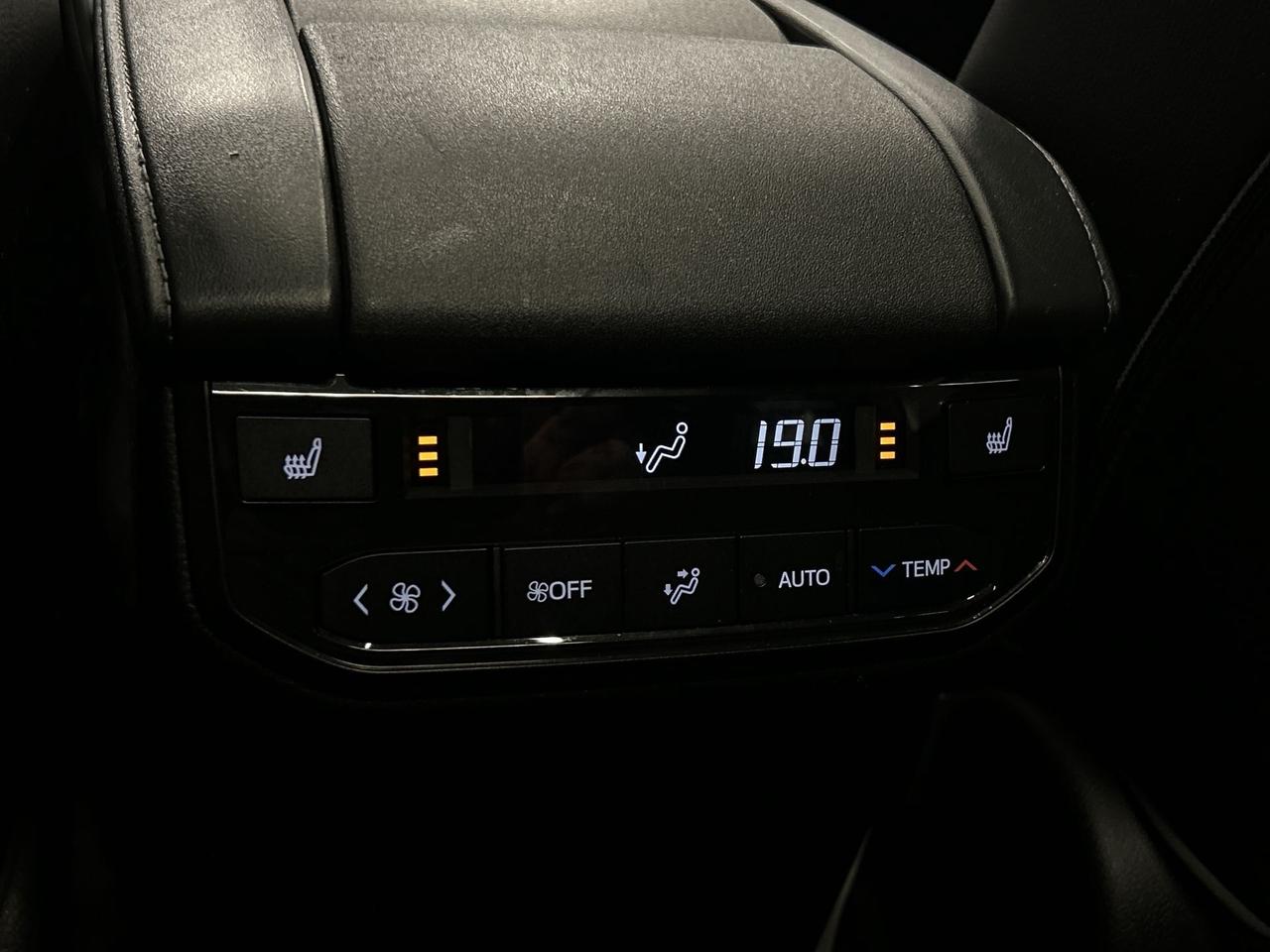 2023 Toyota Highlander PLATINUM AWD | 7-PASS | LEATHER | PANO ROOF | HUD Photo