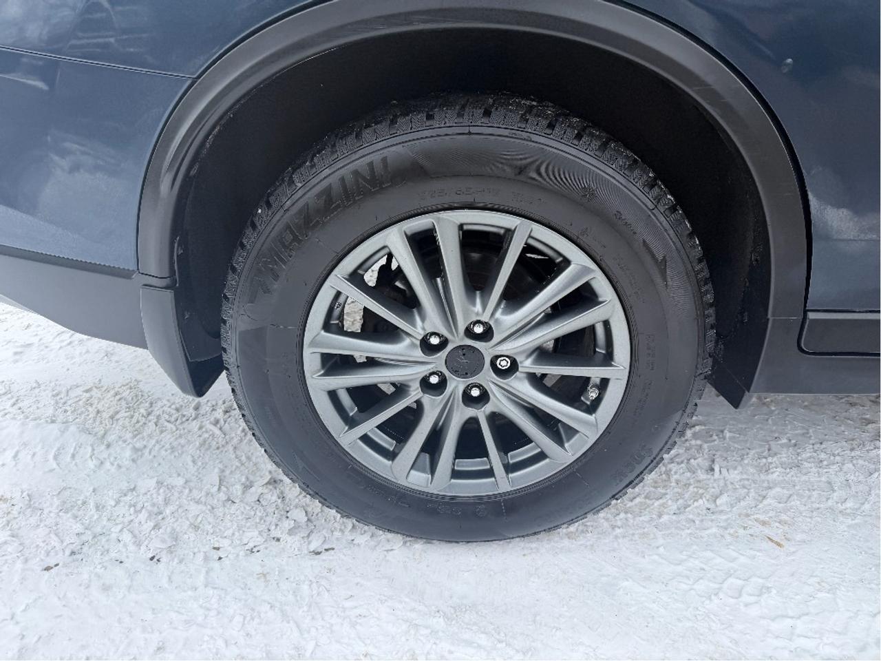 2016 Nissan Rogue SV | Very Well Maintained Photo