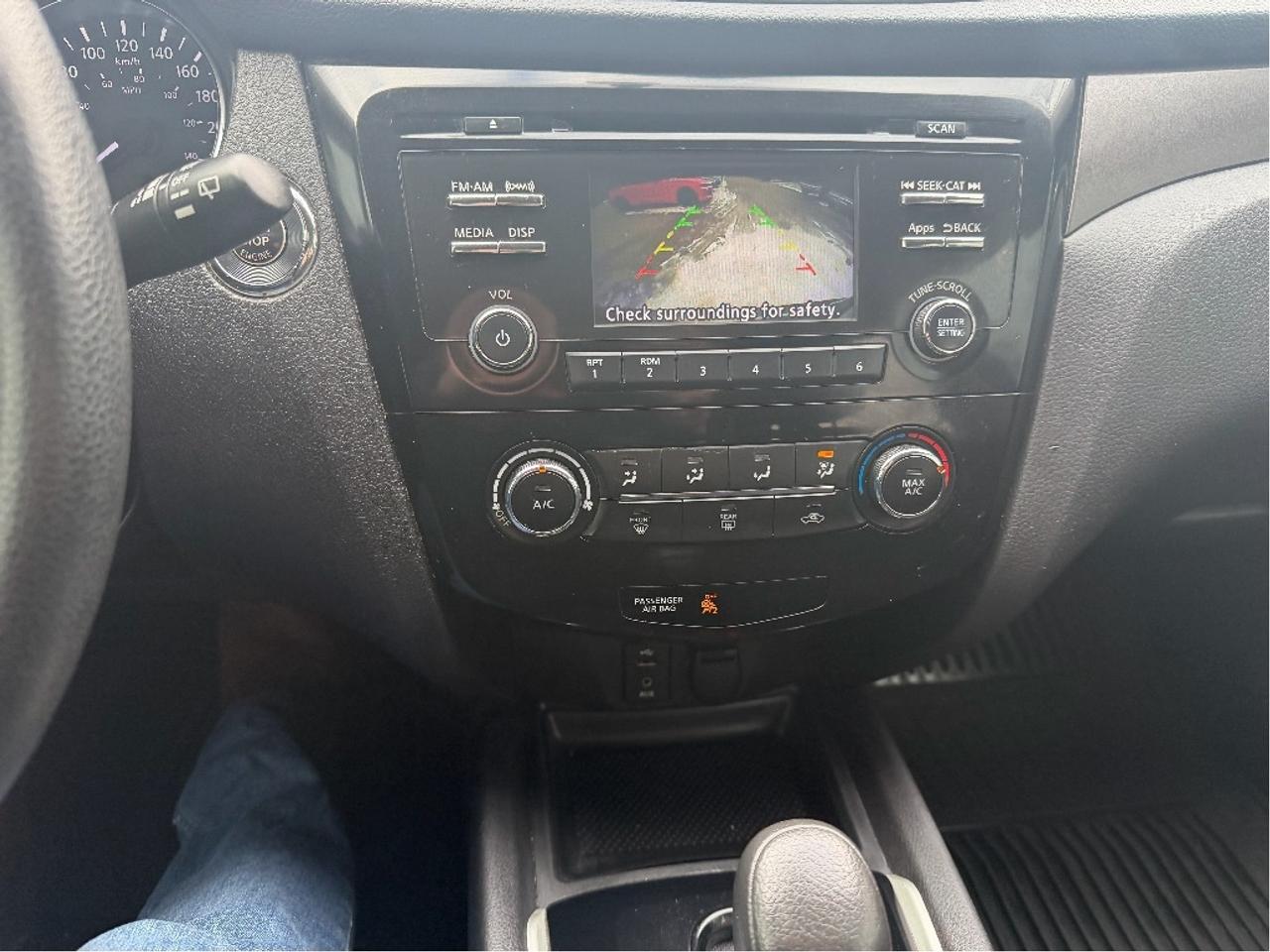 2016 Nissan Rogue SV | Very Well Maintained Photo