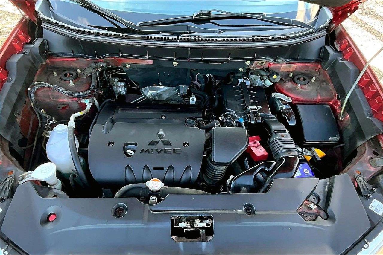 2019 Mitsubishi RVR GT Premium | Heated Leather | Panoroof | AWD Photo