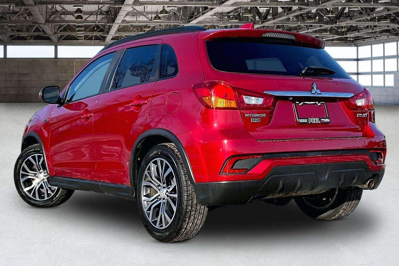 2019 Mitsubishi RVR GT Premium | Heated Leather | Panoroof | AWD Photo