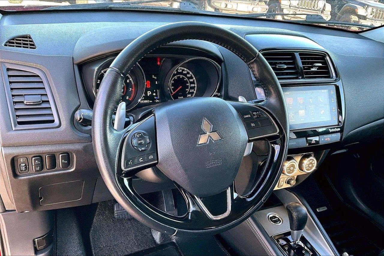 2019 Mitsubishi RVR GT Premium | Heated Leather | Panoroof | AWD Photo