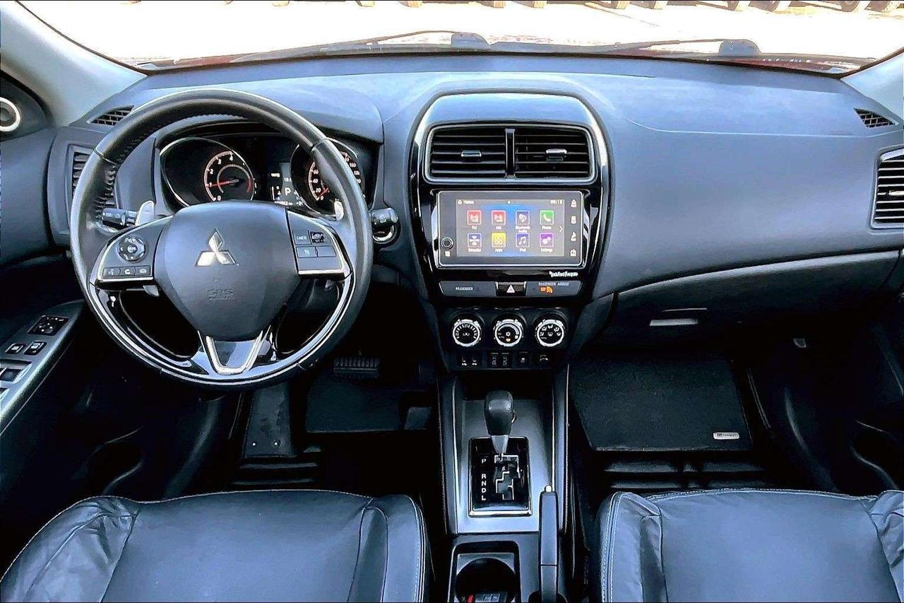 2019 Mitsubishi RVR GT Premium | Heated Leather | Panoroof | AWD Photo