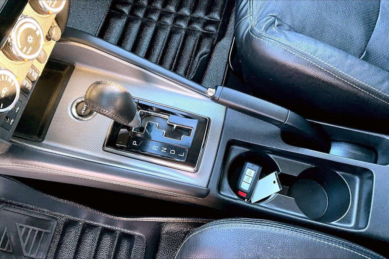 2019 Mitsubishi RVR GT Premium | Heated Leather | Panoroof | AWD Photo