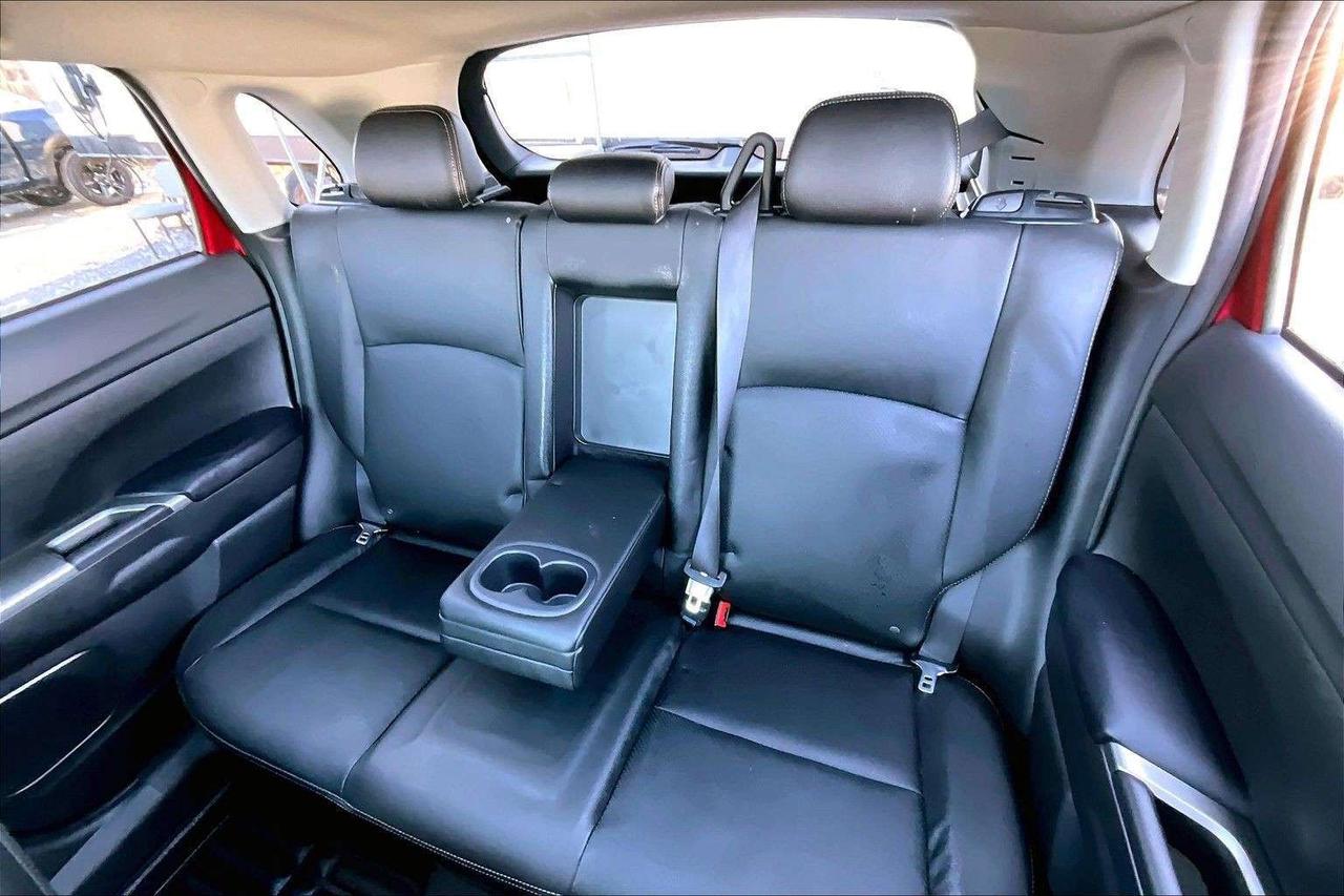 2019 Mitsubishi RVR GT Premium | Heated Leather | Panoroof | AWD Photo