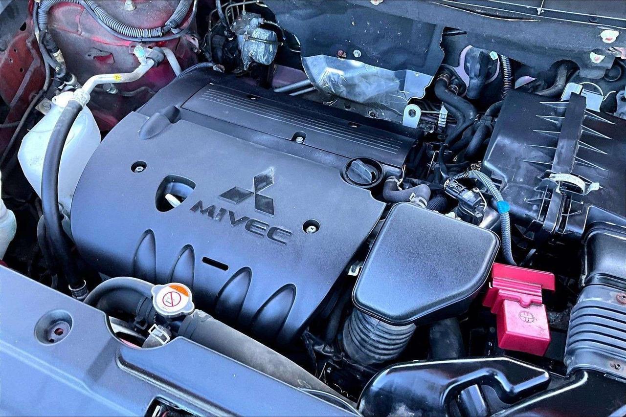 2019 Mitsubishi RVR GT Premium | Heated Leather | Panoroof | AWD Photo