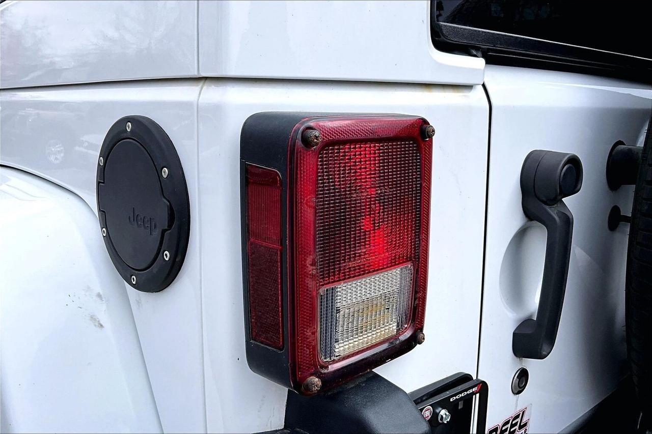 2014 Jeep Wrangler Unlimited Polar Edition | Heated Leather | AS IS | 4X4 Photo