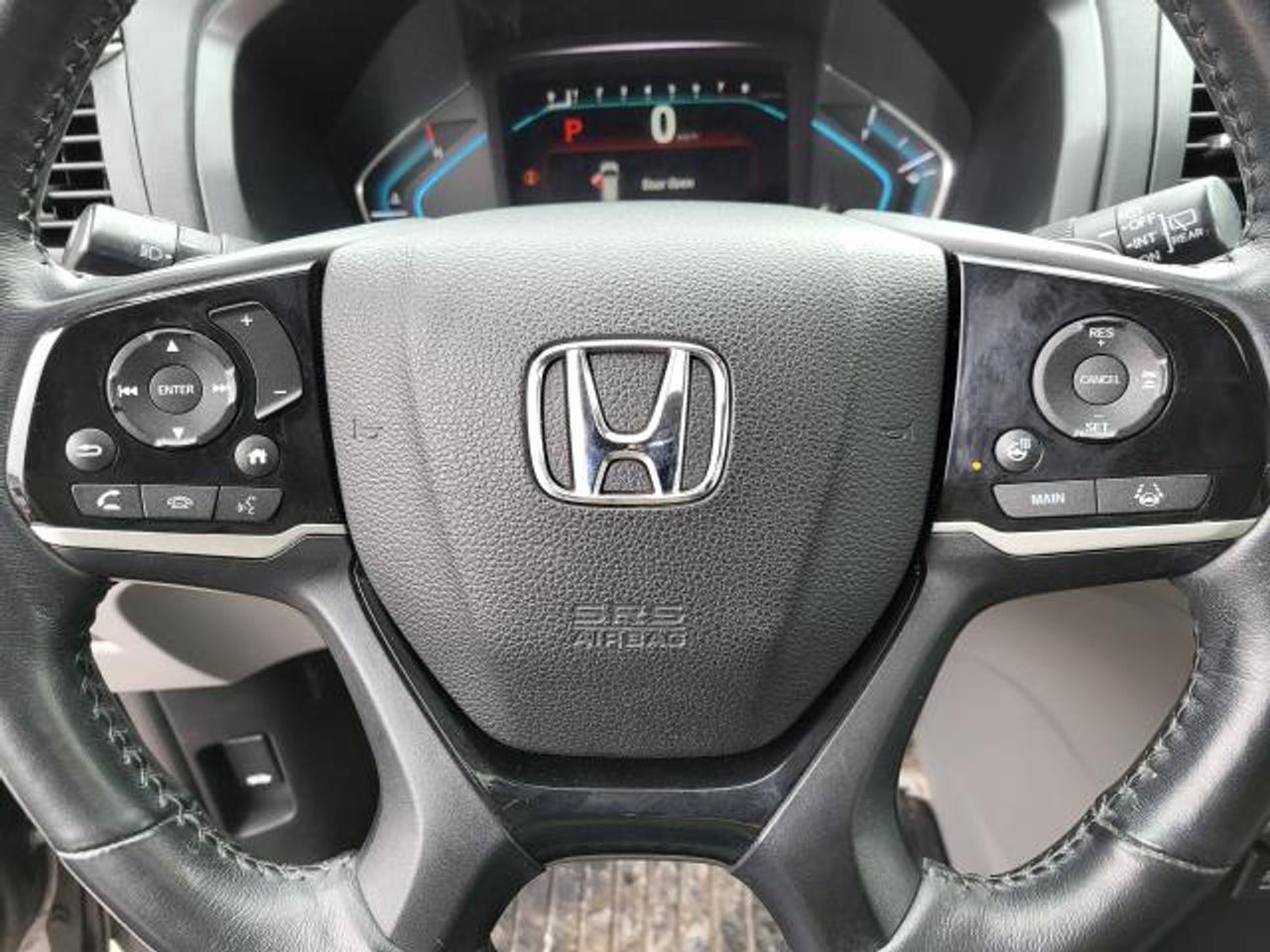 2018 Honda Odyssey Touring Photo