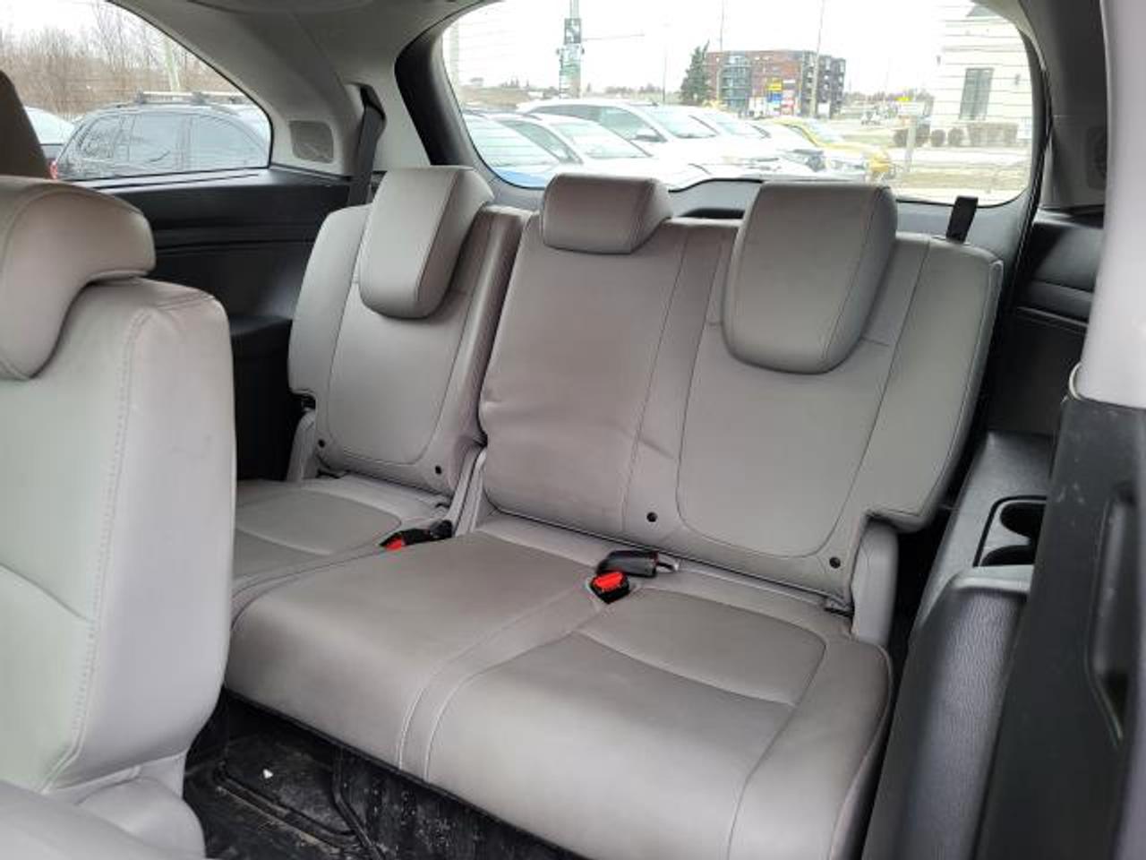 2018 Honda Odyssey Touring Photo