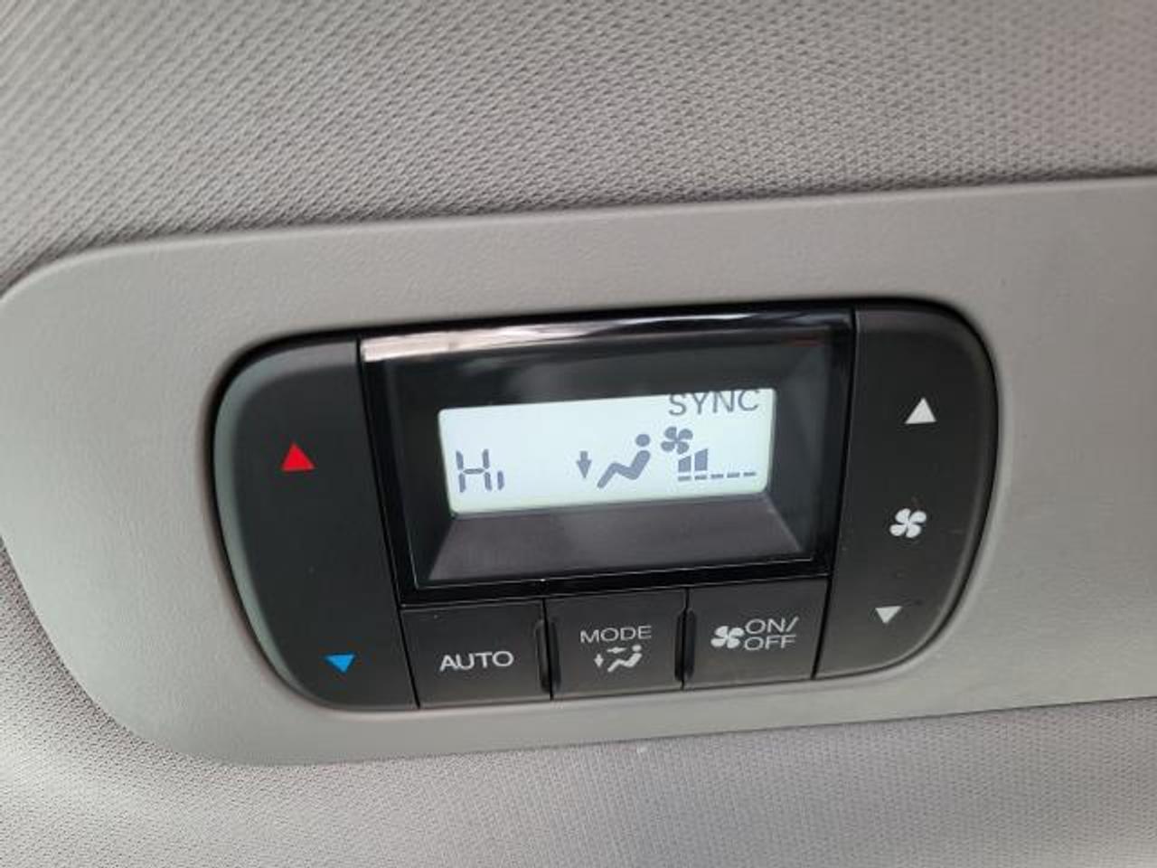 2018 Honda Odyssey Touring Photo