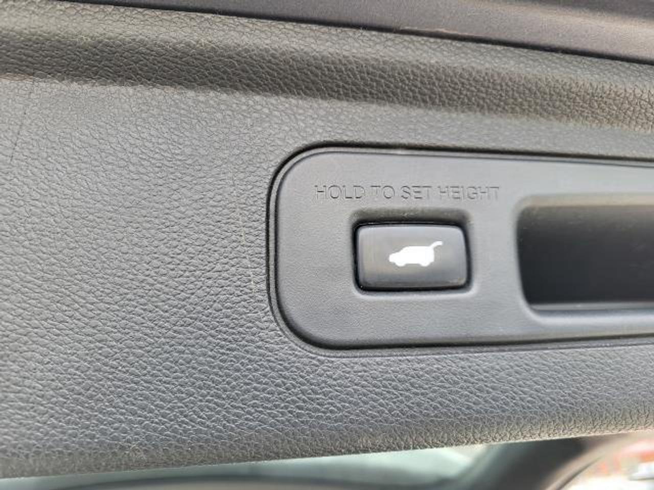 2018 Honda Odyssey Touring Photo