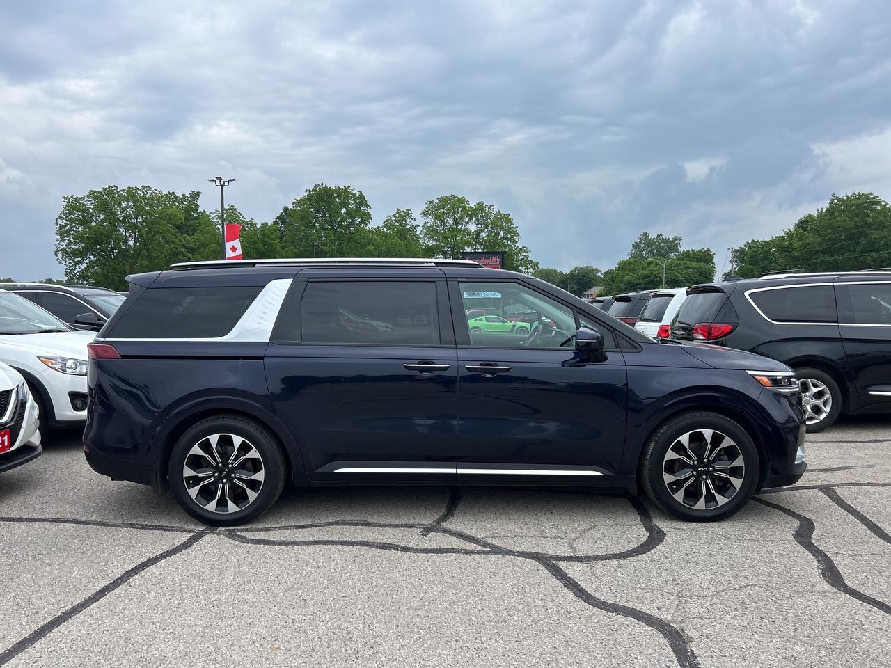 2022 Kia Carnival EX+, CLEAN CARFAX, 8 PASS, POWER SLIDING DOORS! - Photo #5