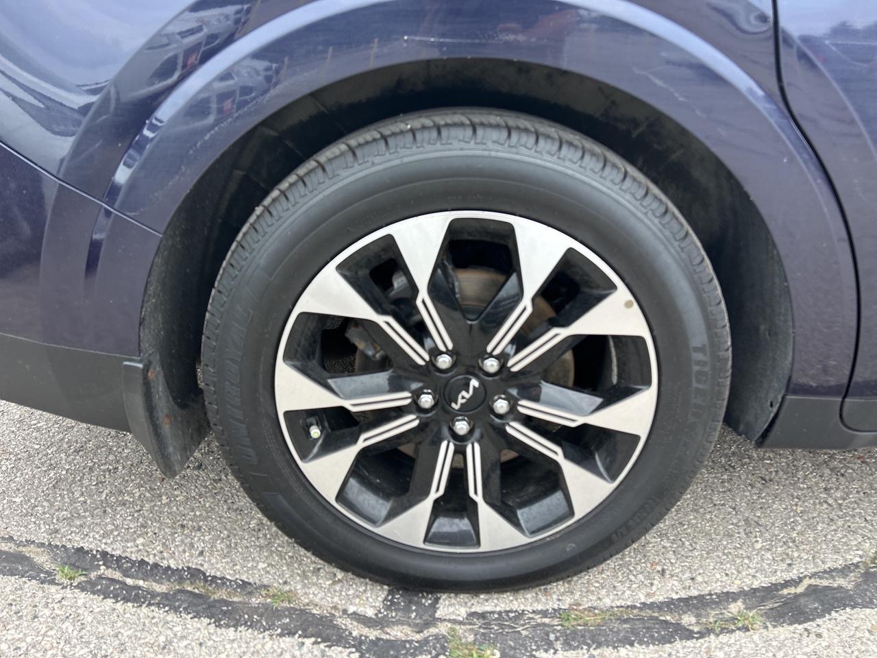 2022 Kia Carnival EX+, CLEAN CARFAX, 8 PASS, POWER SLIDING DOORS! - Photo #6