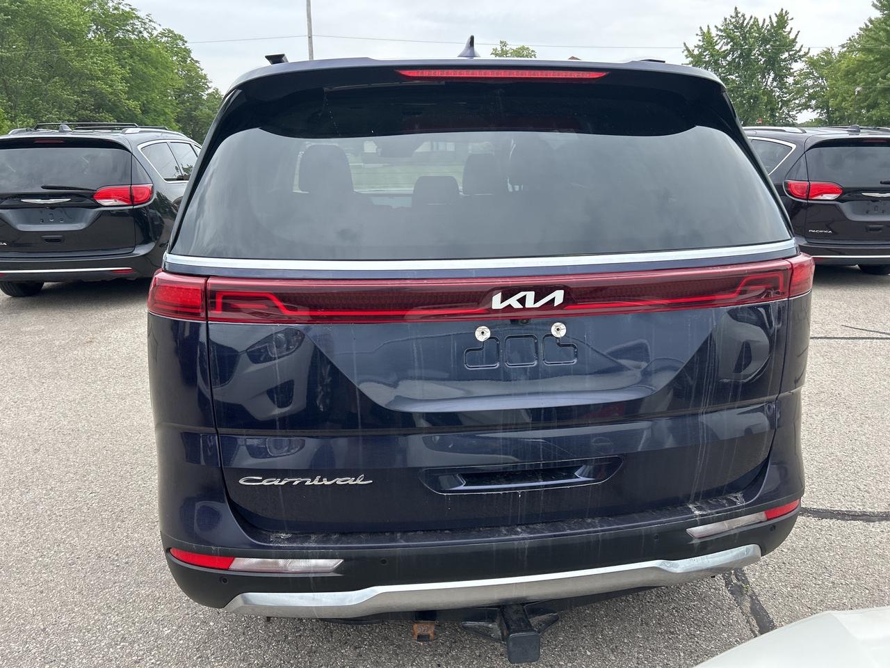 2022 Kia Carnival EX+, CLEAN CARFAX, 8 PASS, POWER SLIDING DOORS! - Photo #8