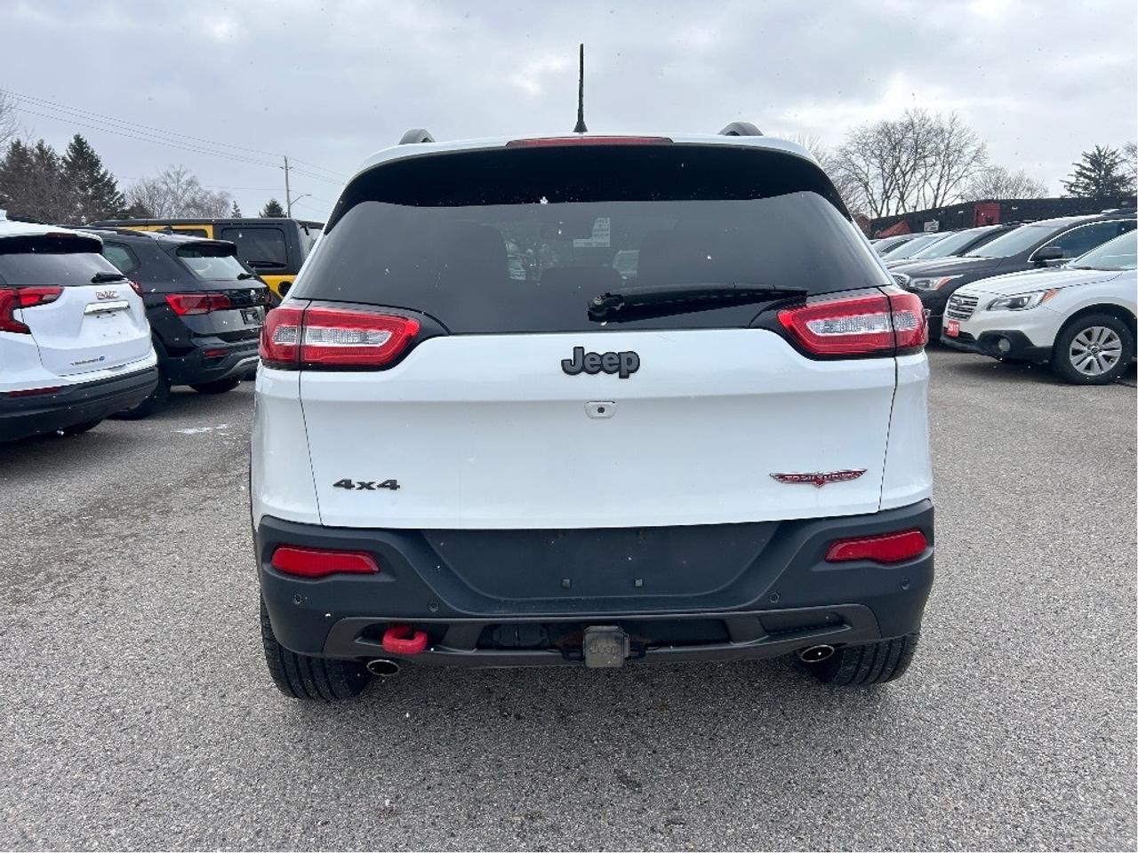 2018 Jeep Cherokee TRAILHAWK, TECH PKG, CLEAN CARFAX, REMOTE START! - Photo #5