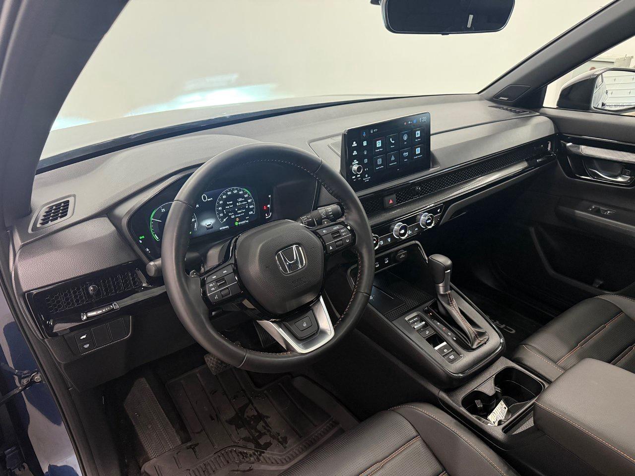 2026 Honda CR-V Hybrid Touring Photo