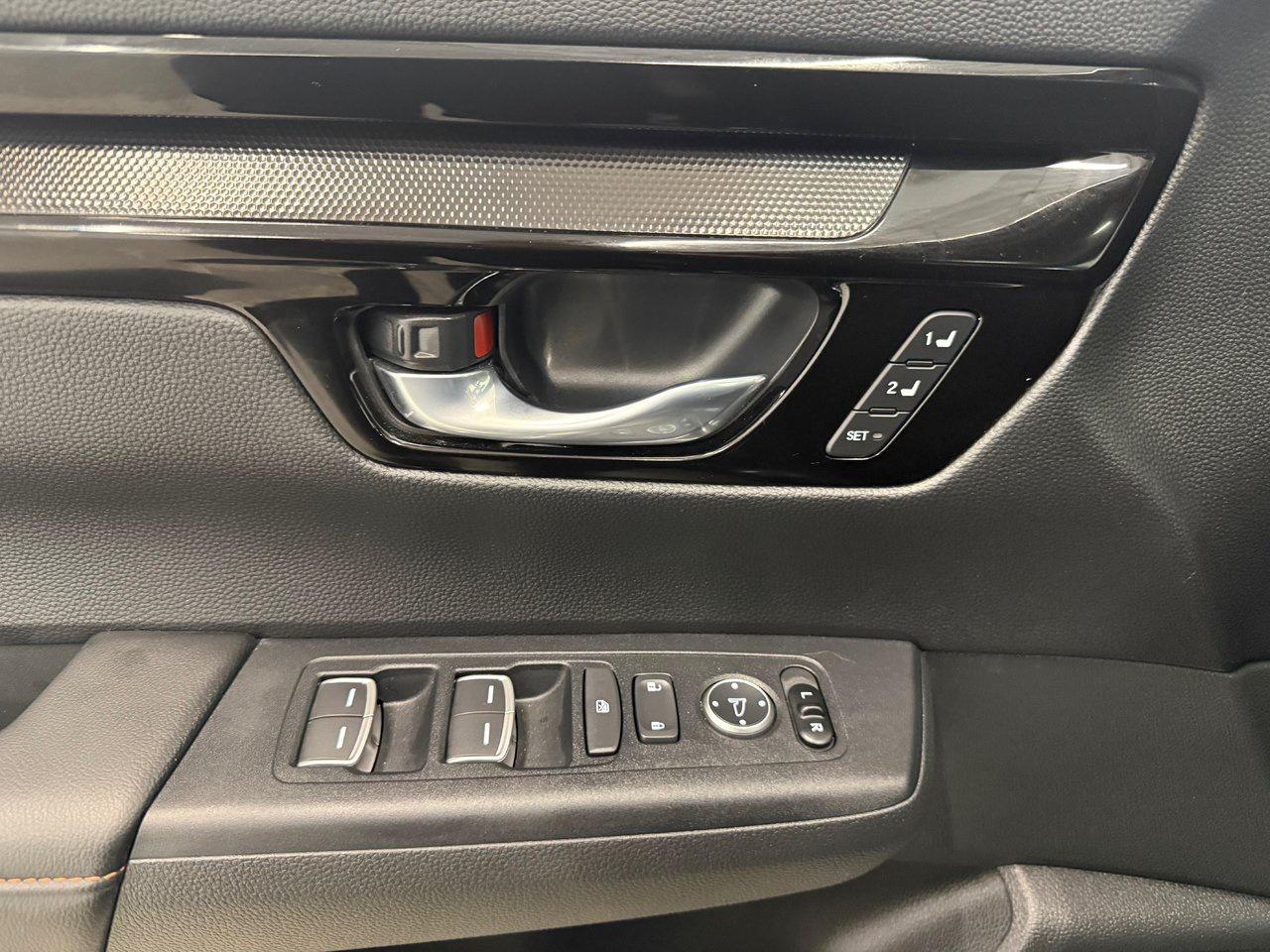 2026 Honda CR-V Hybrid Touring Photo