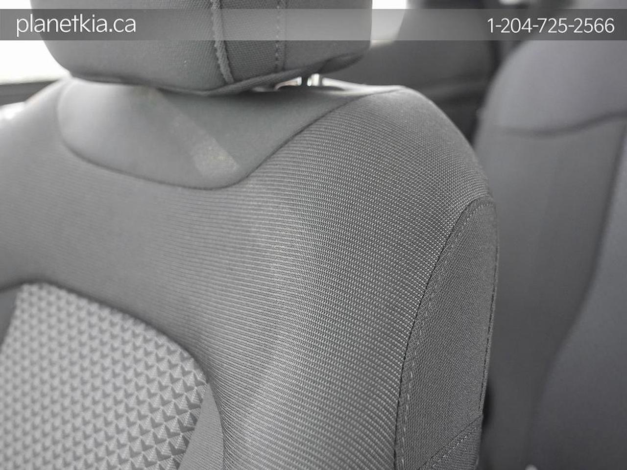 13761196