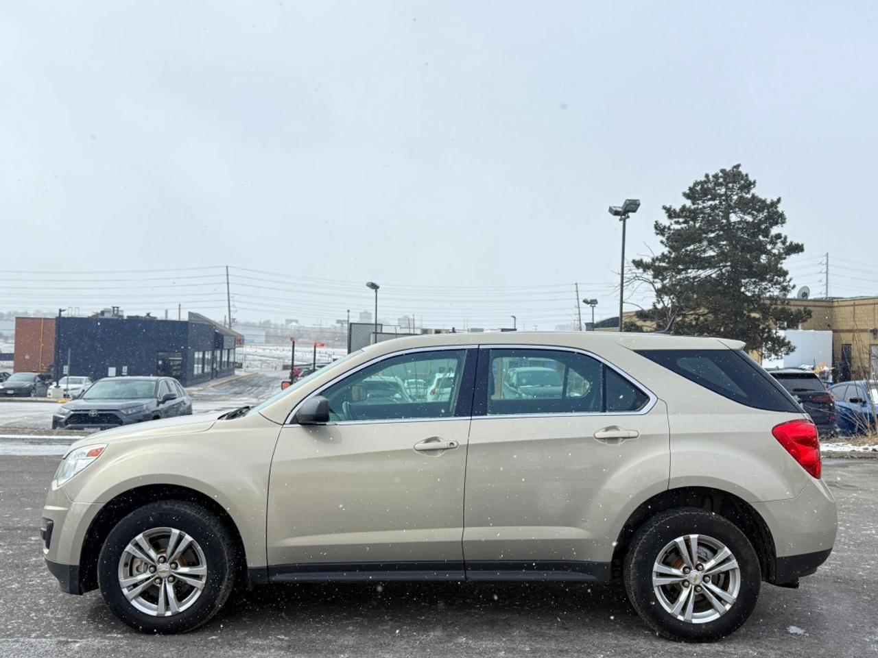 2011 Chevrolet Equinox LS All-wheel Drive Sport Utility Automatic Photo3