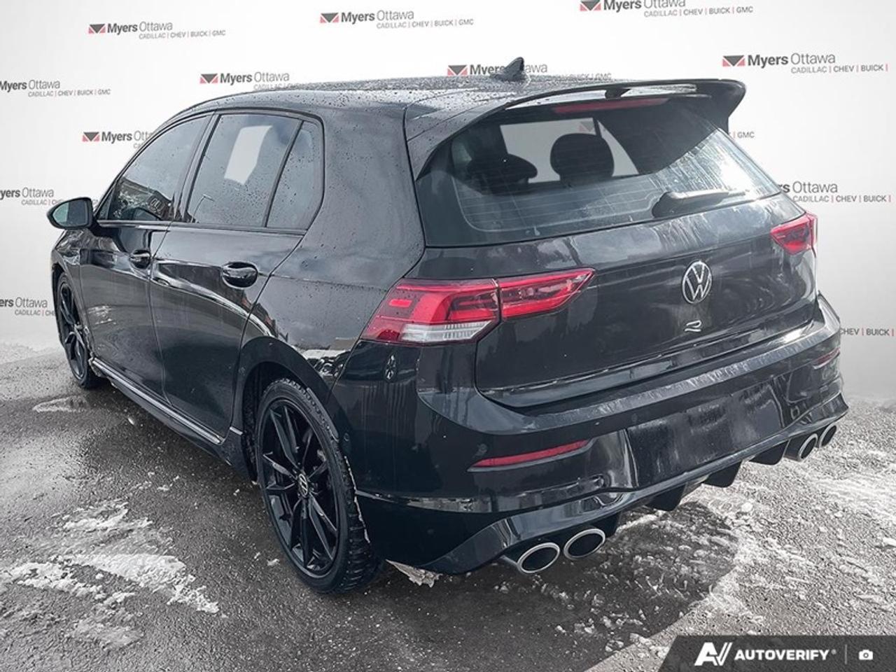 2024 Volkswagen Golf R DSG  GOLF R, DSG, CARBON PACKAGE Photo