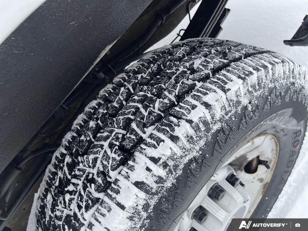 2023 GMC Savana Cargo Van 2500 155  2500, 155" LONG, 4.3 V6, KEYLESS ENTRY Photo