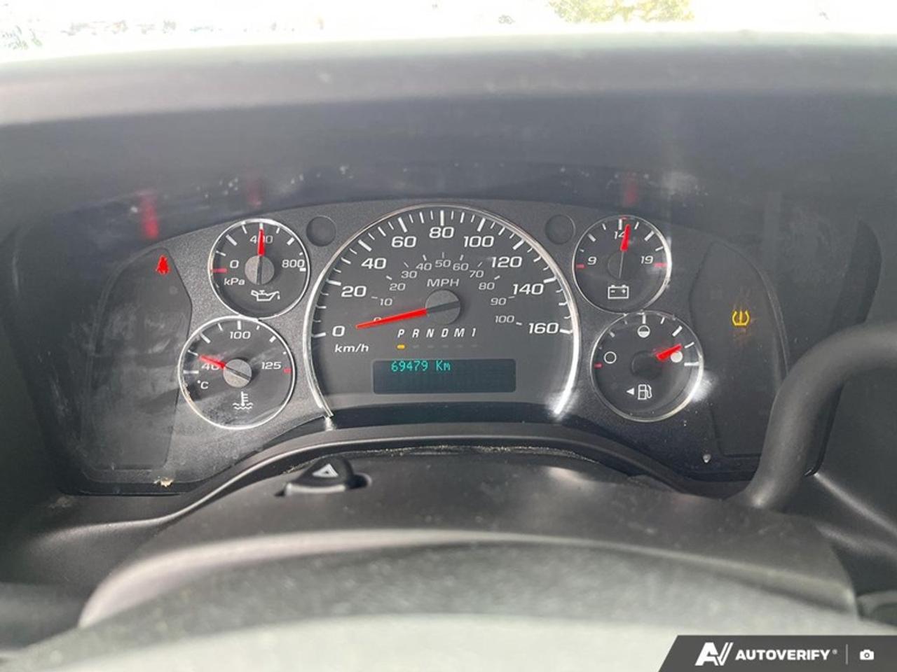 2023 GMC Savana Cargo Van 2500 155  2500, 155" LONG, 4.3 V6, KEYLESS ENTRY Photo