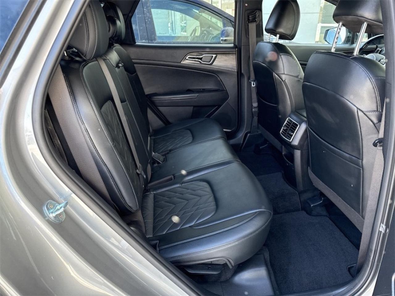 2023 Kia Sportage X-Line  Heated Steering Wheel - $210 B/W Photo