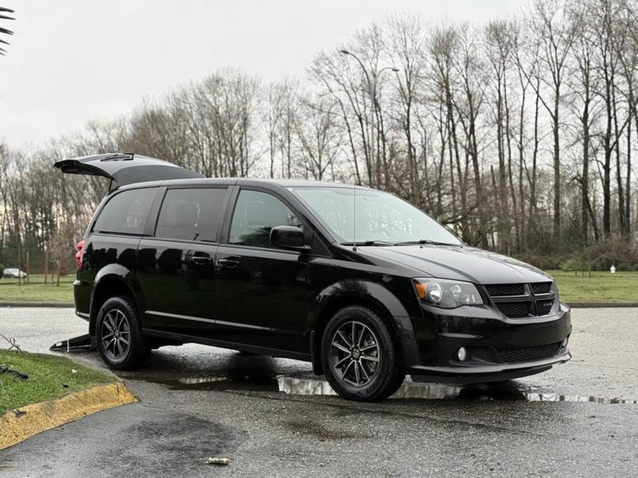 Used 2018 Dodge Grand Caravan GT Wheelchair Accessible Van with Power Ramp for sale in Burnaby, BC