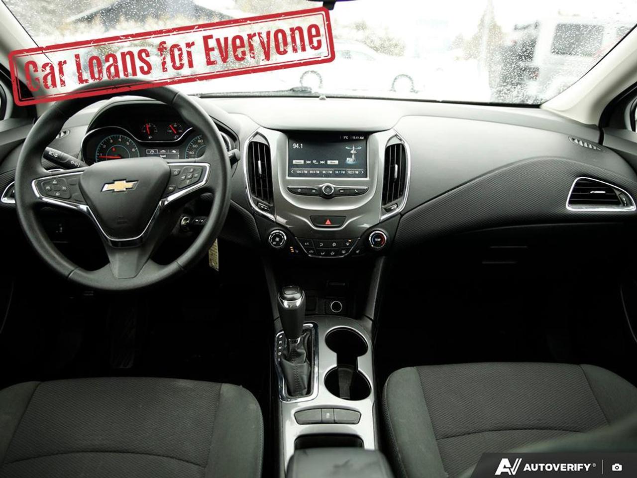 2017 Chevrolet Cruze LT Photo