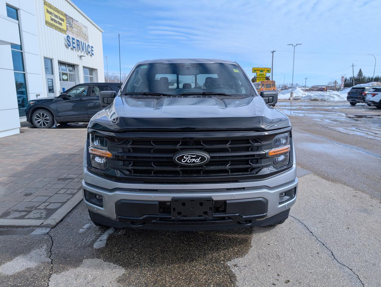 2026 Ford F-150 XLT Photo2