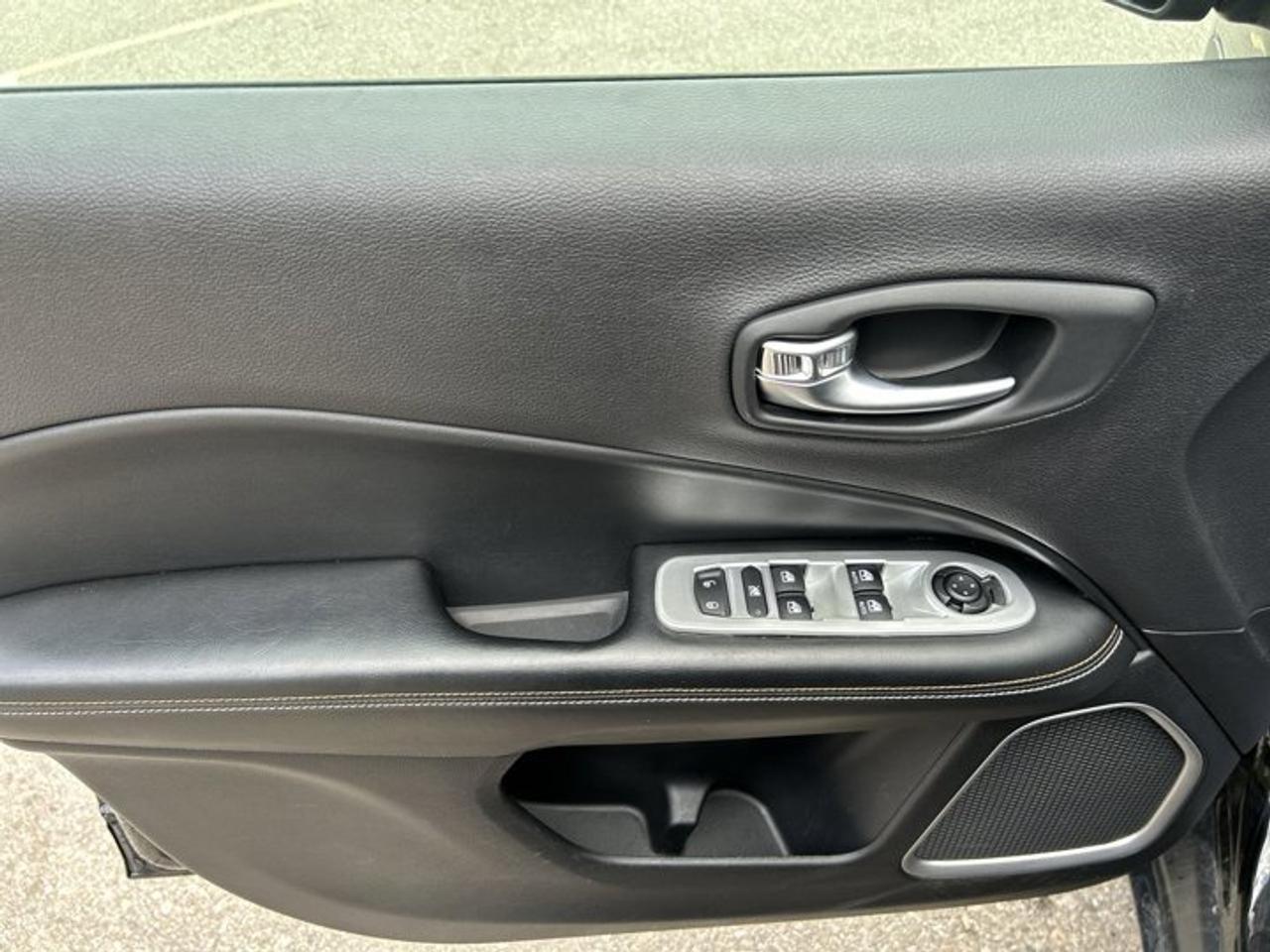 2018 Jeep Compass North 4x4 | Heated Steering | No accidents Photo