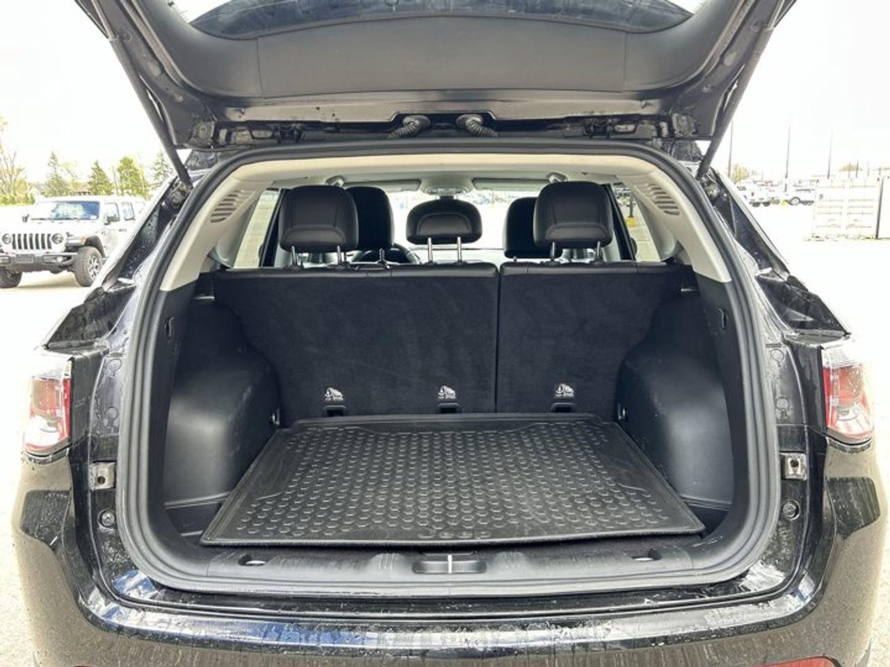 2018 Jeep Compass North 4x4 | Heated Steering | No accidents Photo