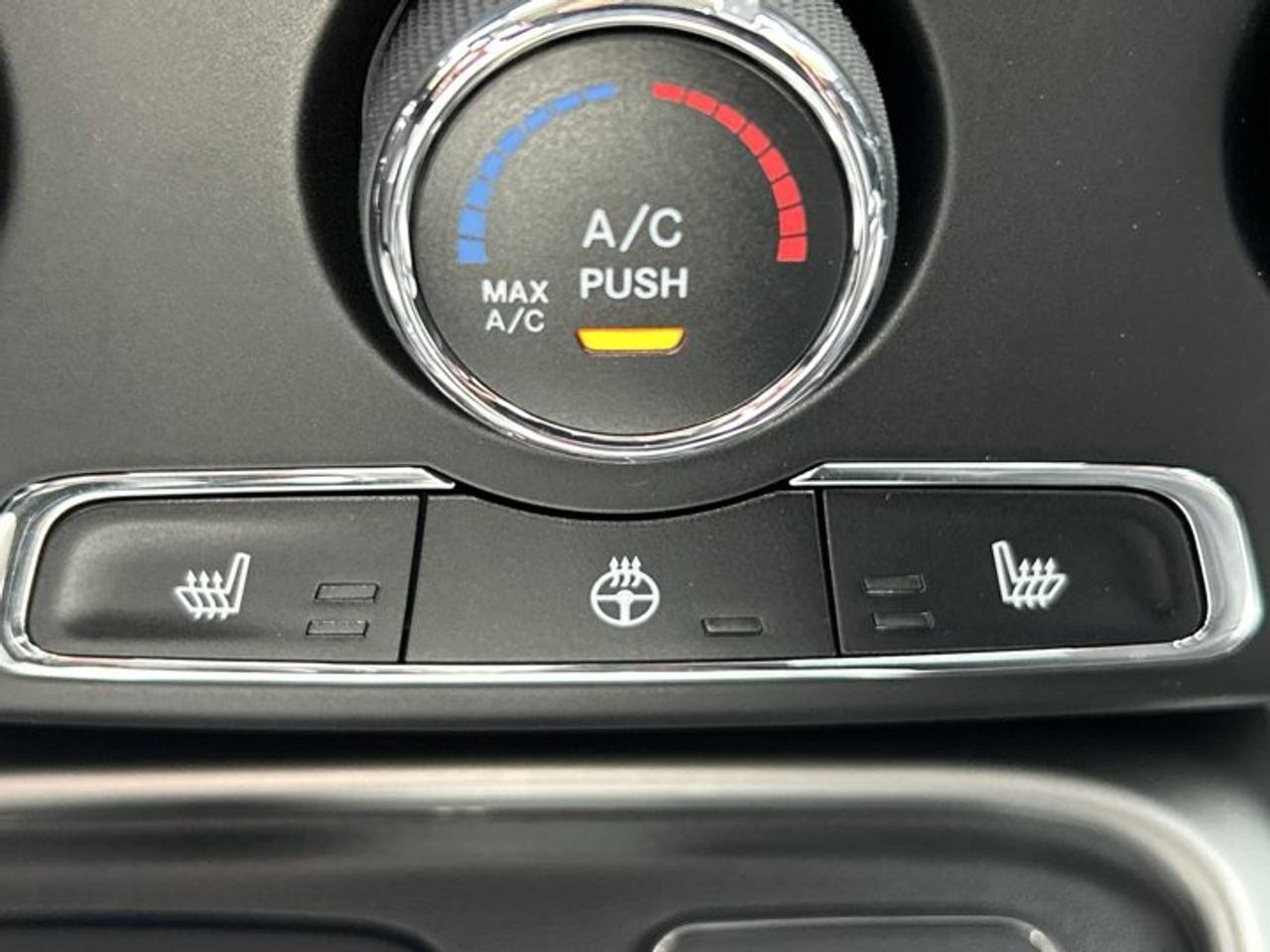 2018 Jeep Compass North 4x4 | Heated Steering | No accidents Photo