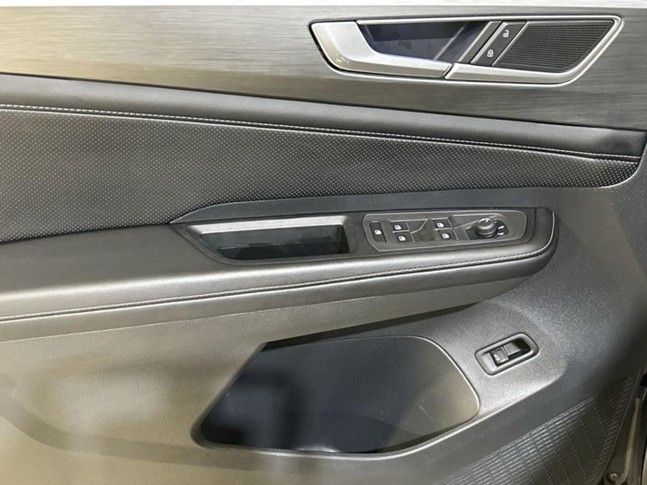 2024 Volkswagen Atlas Cross Sport Comfortline 4MOTION | Ventilated Seats | No accidents Photo