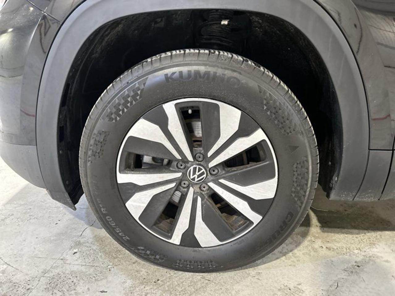 2024 Volkswagen Atlas Cross Sport Comfortline 4MOTION | Ventilated Seats | No accidents Photo