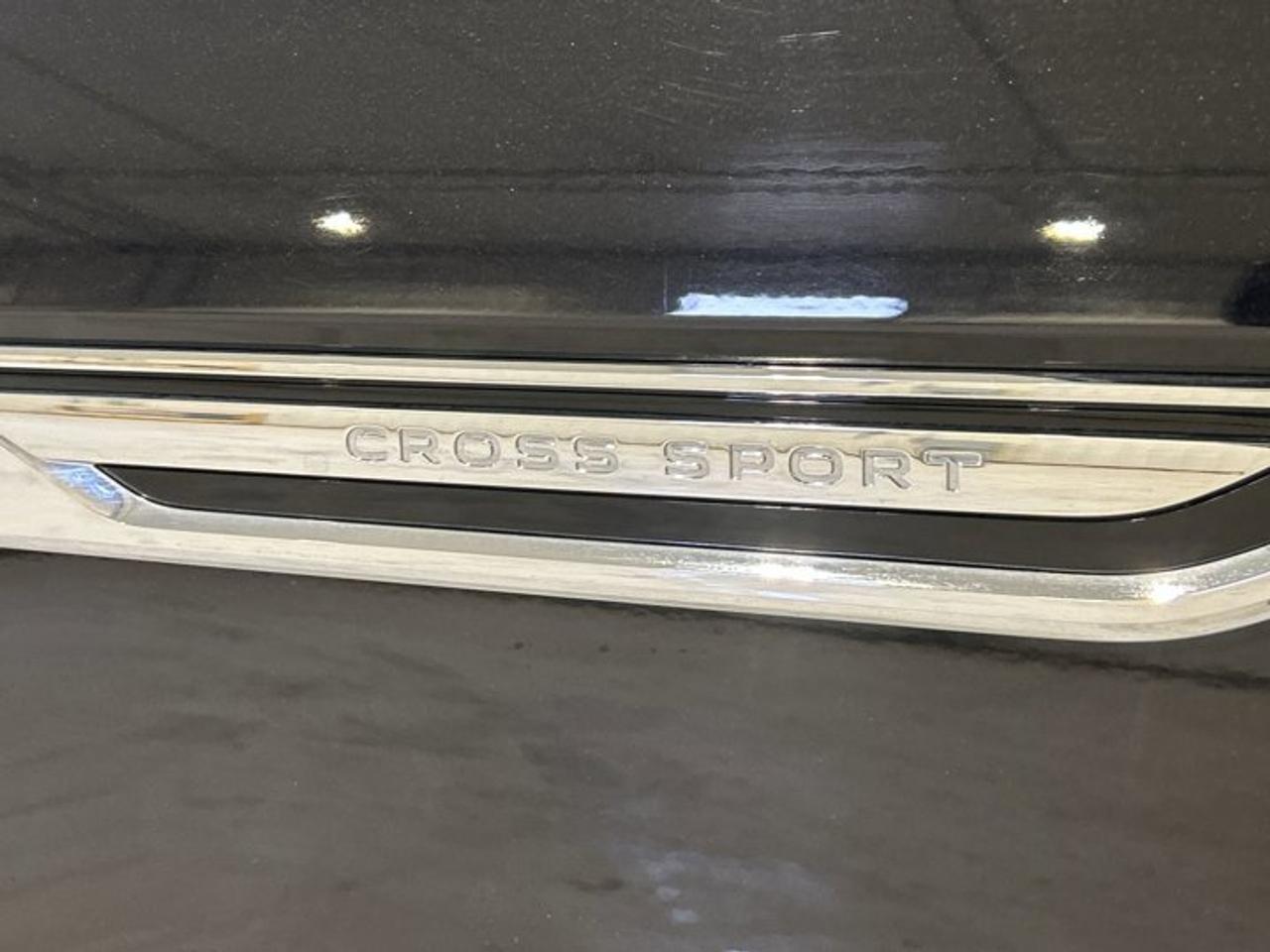 2024 Volkswagen Atlas Cross Sport Comfortline 4MOTION | Ventilated Seats | No accidents Photo
